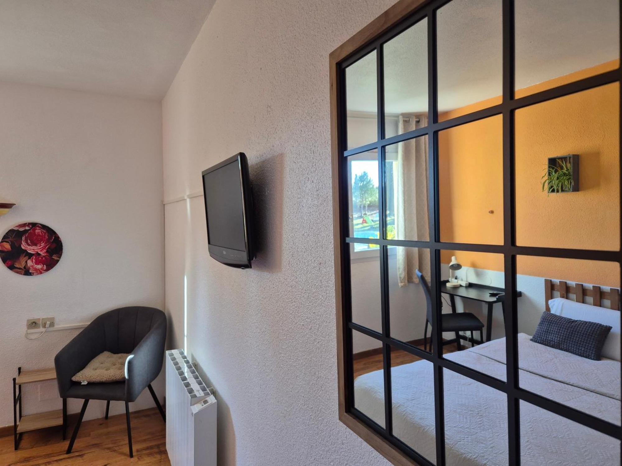 Bel Hotel Restaurant La Gentilhommiere Trèbes Dış mekan fotoğraf